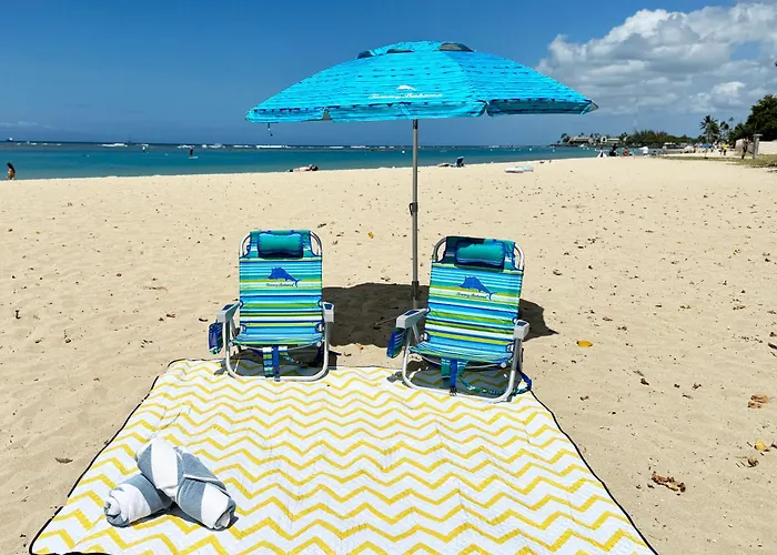 Cozy Waikiki Getaway, Stroll To Beach With Free Parking